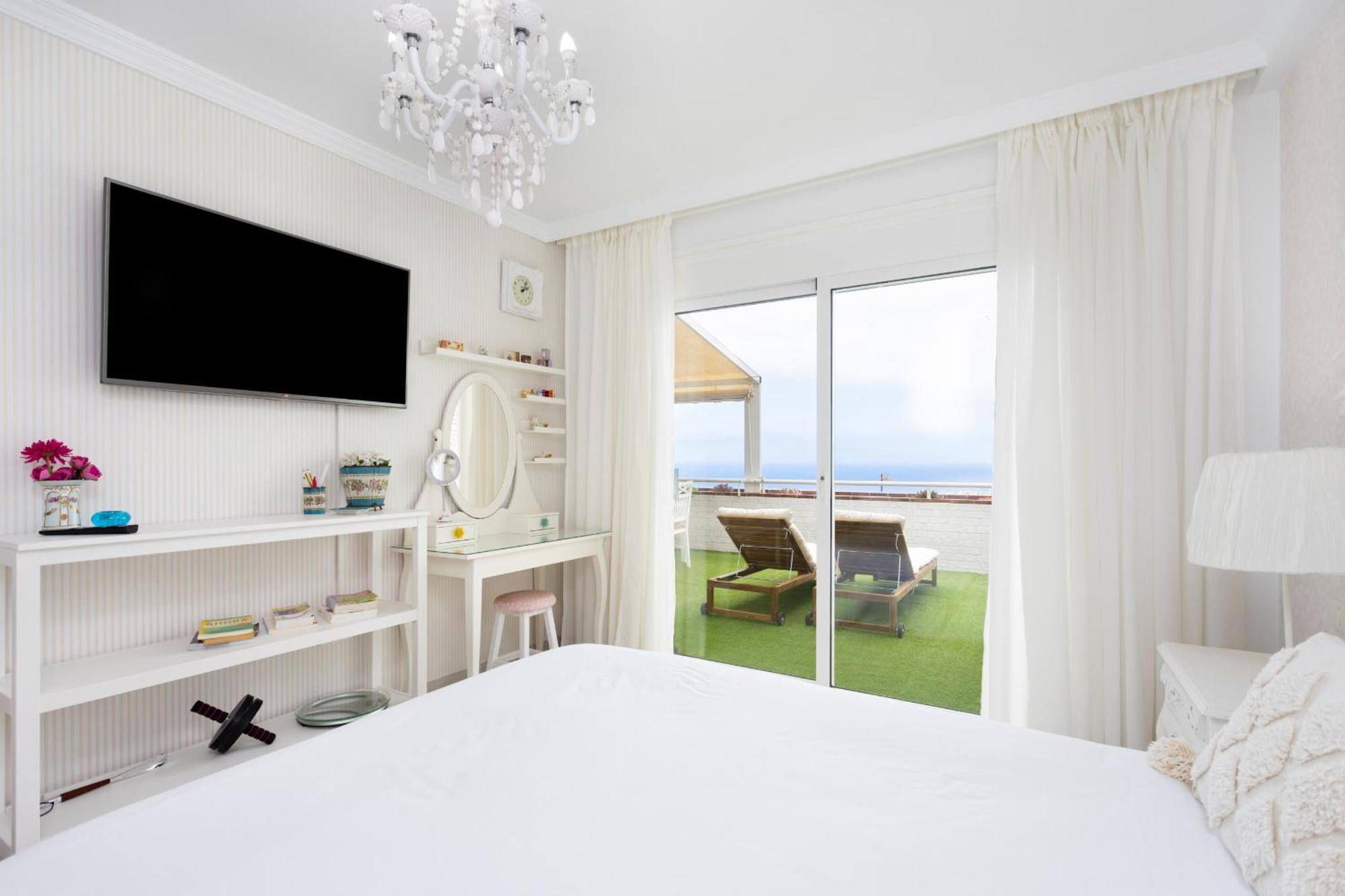 Eden Rentals Sunset Seaviews Residence 아데제 외부 사진