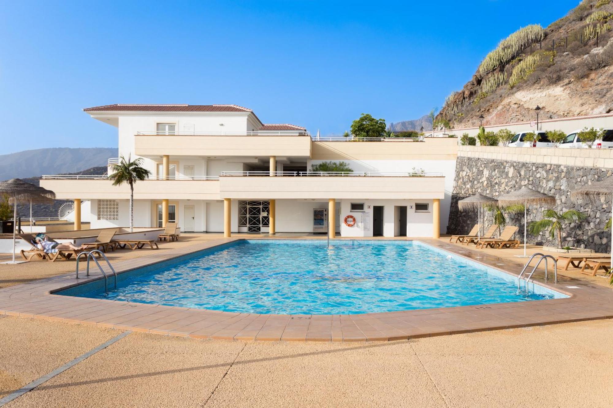 Eden Rentals Sunset Seaviews Residence 아데제 외부 사진